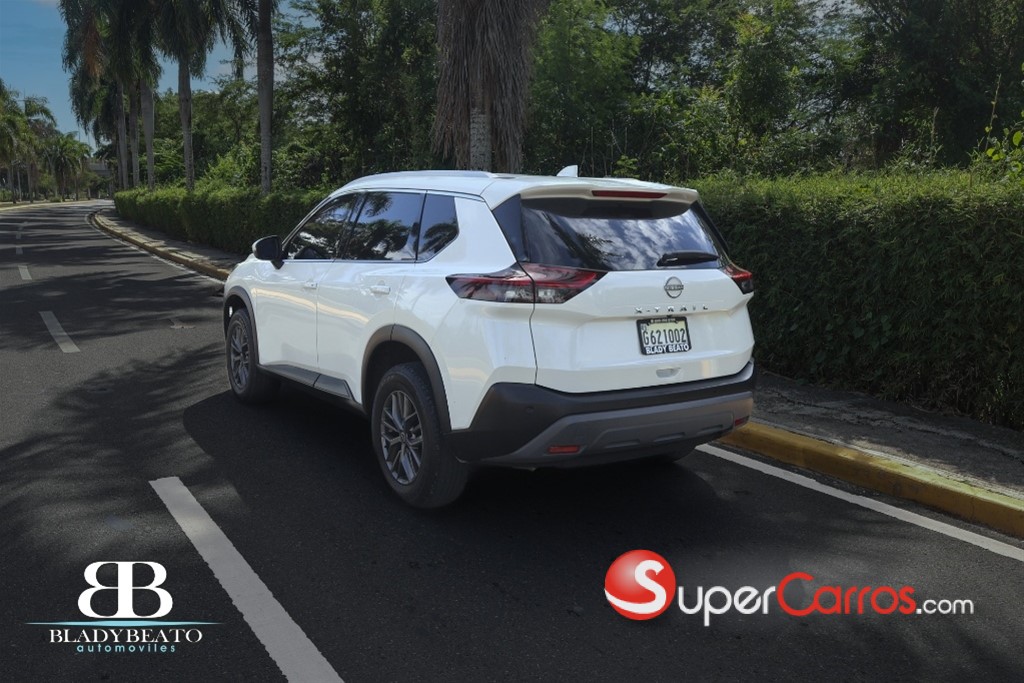 2023 Nissan X-Trail Sense — foto 9 / 11