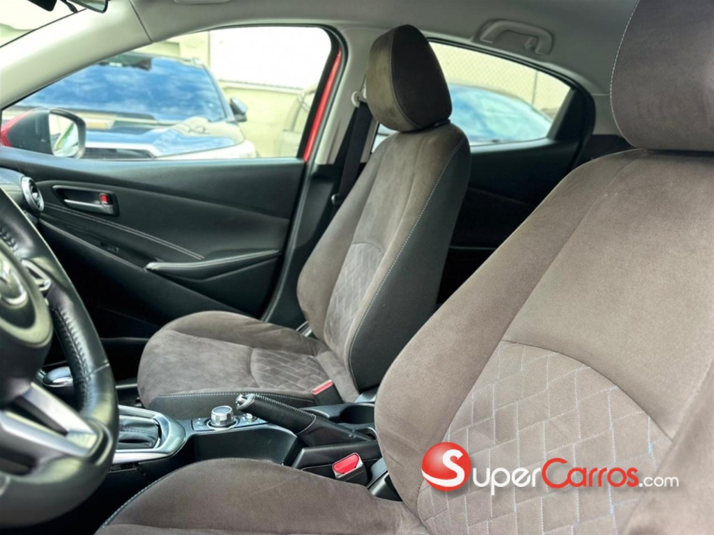 2020 Mazda Demio Sport — foto 8 / 10