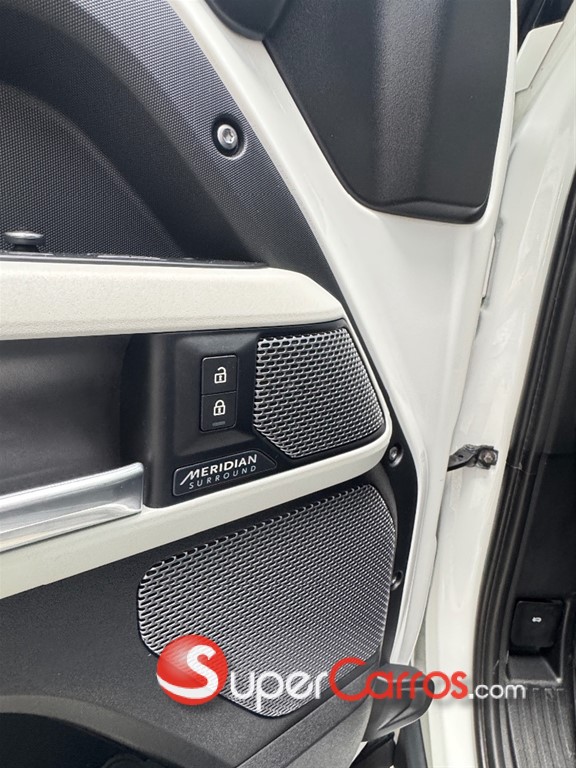 2020 Land Rover Defender P400 — foto 5 / 12
