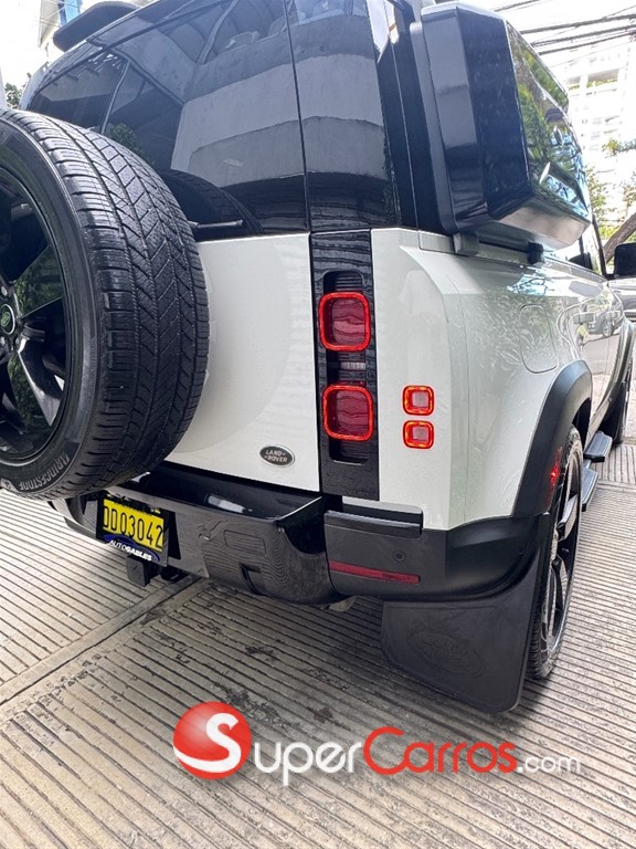 2020 Land Rover Defender P400 — foto 6 / 12