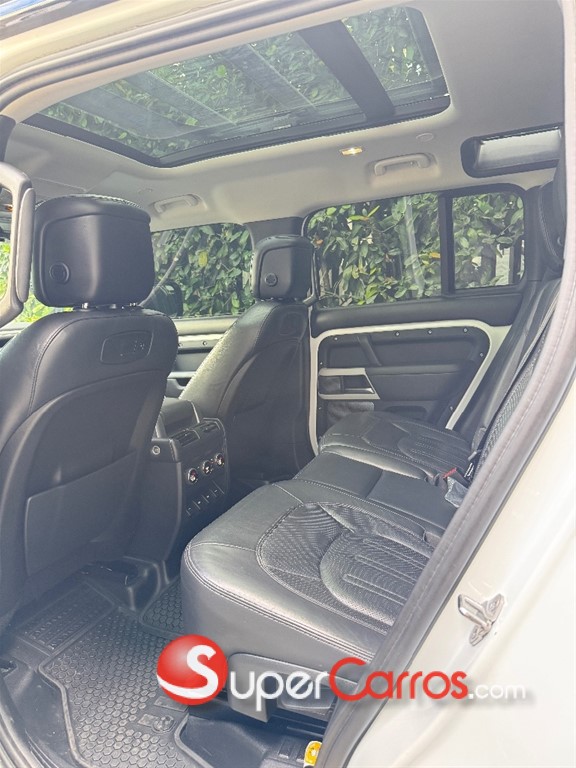 2020 Land Rover Defender P400 — foto 7 / 12