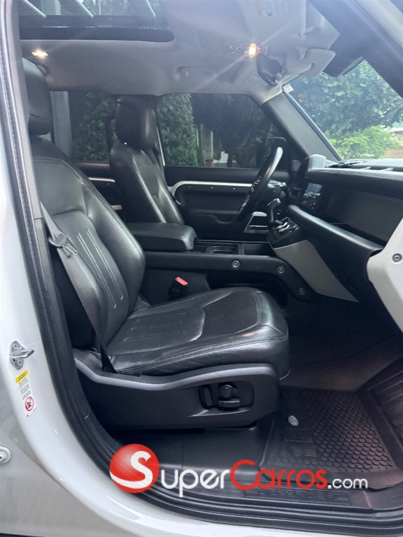 2020 Land Rover Defender P400 — foto 10 / 12