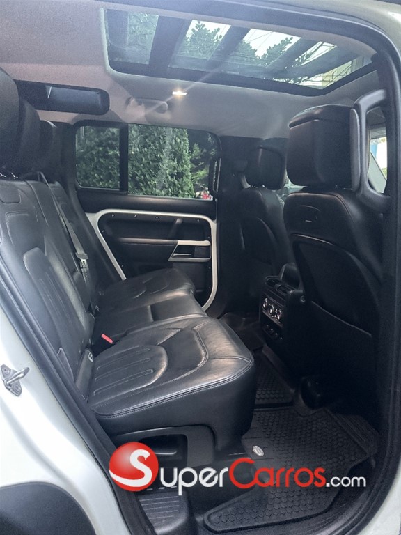 2020 Land Rover Defender P400 — foto 11 / 12