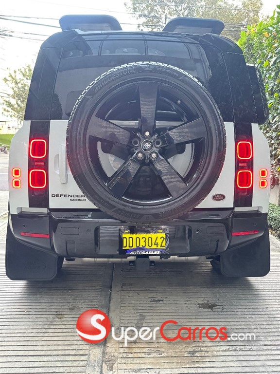 2020 Land Rover Defender P400 — foto 12 / 12