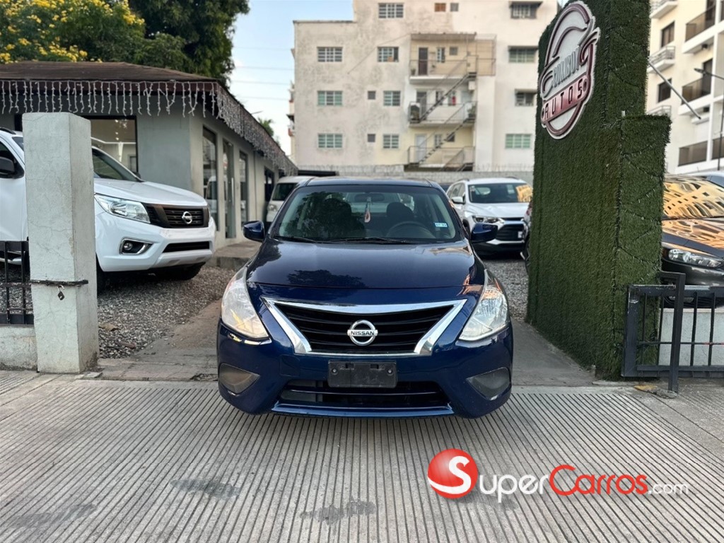 2018 Nissan Versa Sport — foto 2 / 10