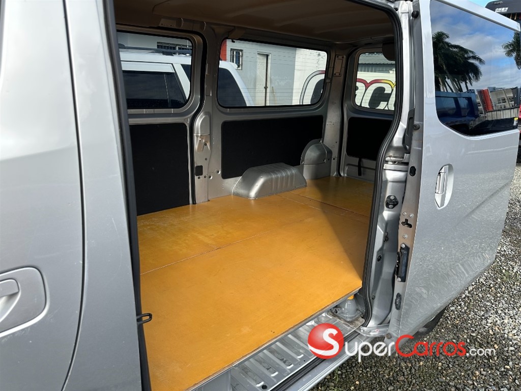 2019 Nissan Caravan — foto 4 / 9