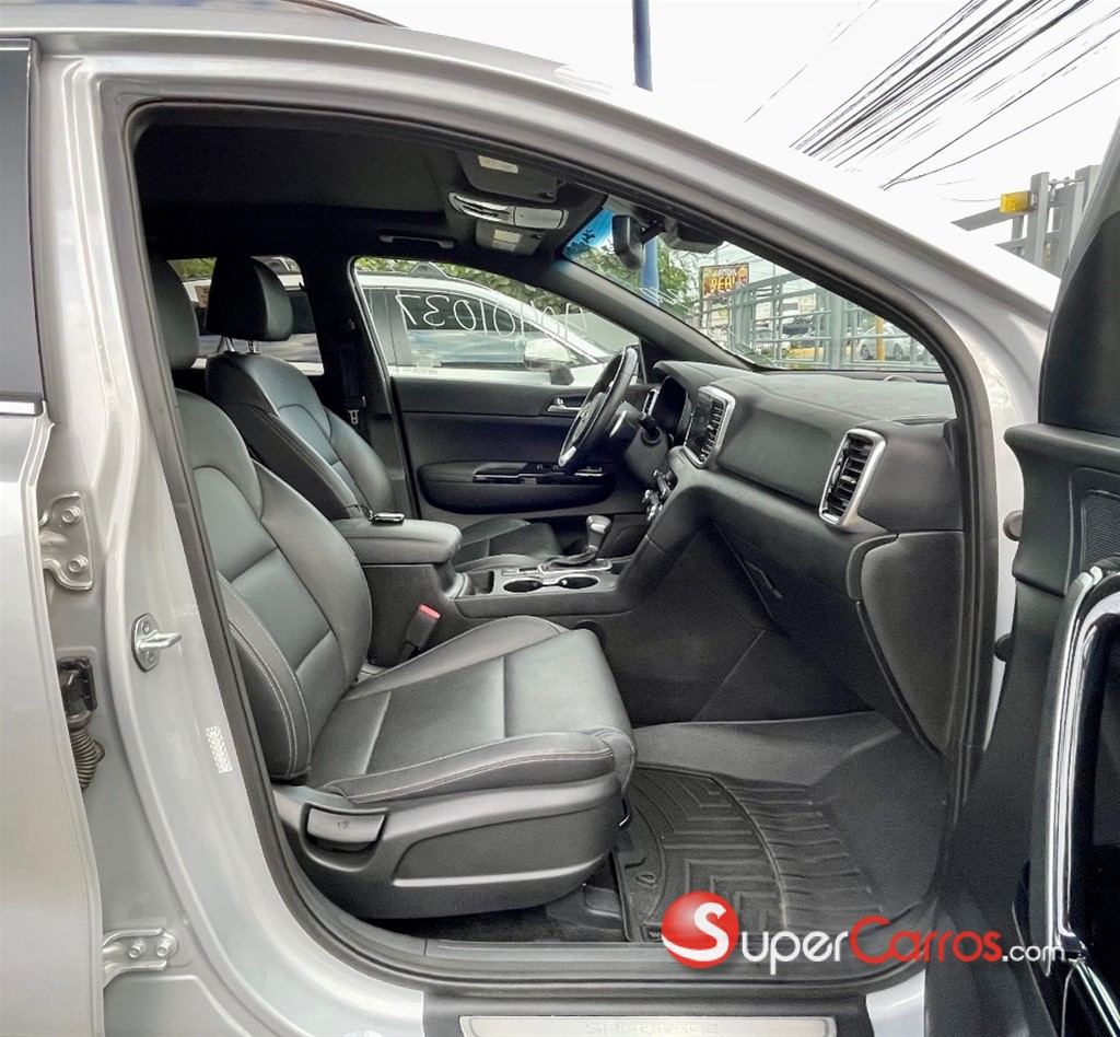 2020 Kia Sportage S — foto 9 / 12