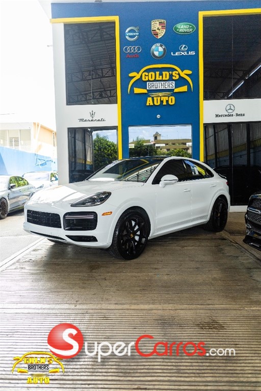 2021 Porsche Cayenne Turbo — foto 2 / 12