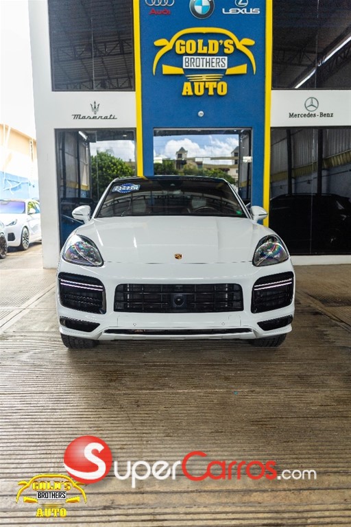 2021 Porsche Cayenne Turbo — foto 3 / 12