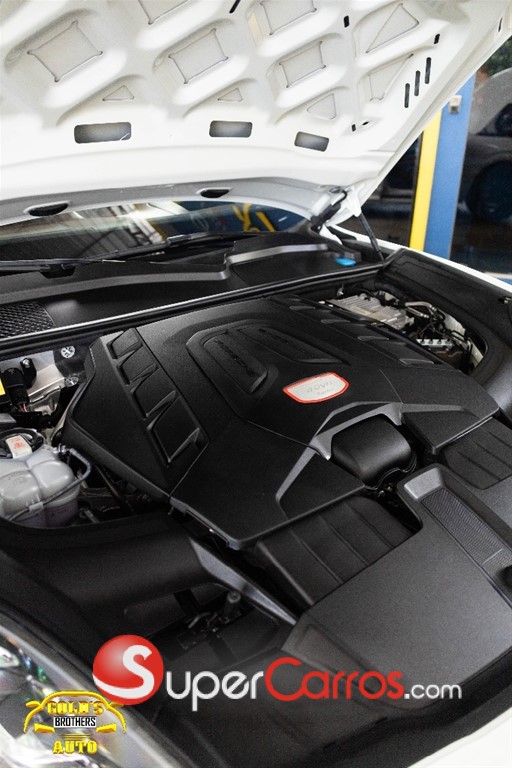 2021 Porsche Cayenne Turbo — foto 12 / 12