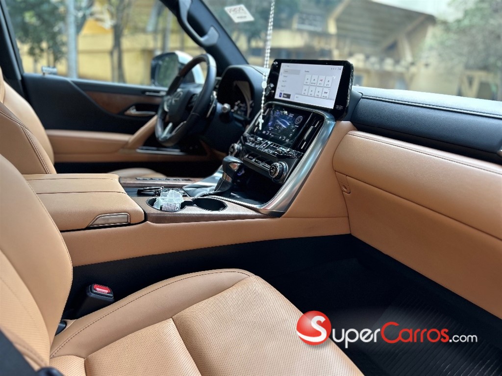 2022 Lexus LX 600 Luxury — foto 10 / 10