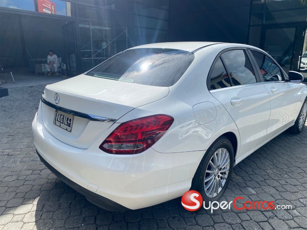 2015 Mercedes-Benz Clase C 250 — foto 5 / 12