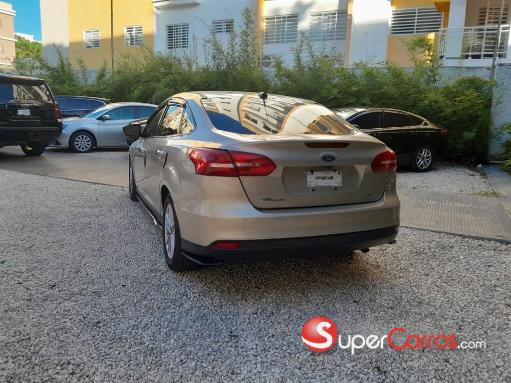 2018 Ford Focus SE — foto 6 / 6