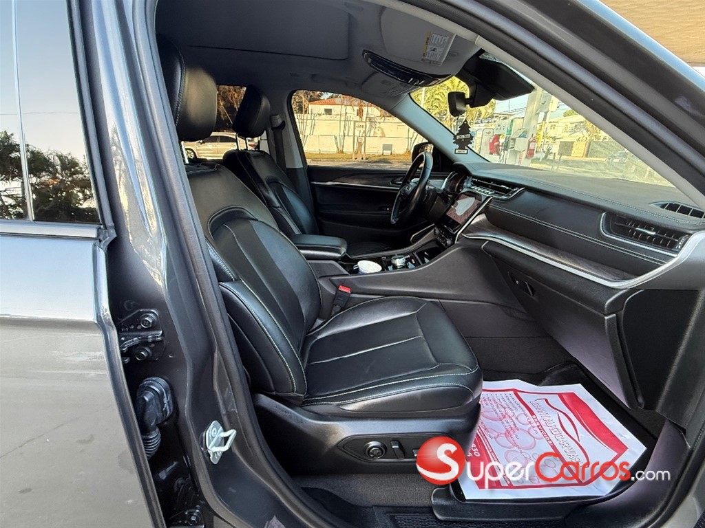 2021 Jeep Grand Cherokee L Limited — foto 10 / 12