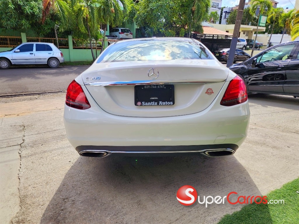 2019 Mercedes-Benz Clase C 300 — foto 5 / 10