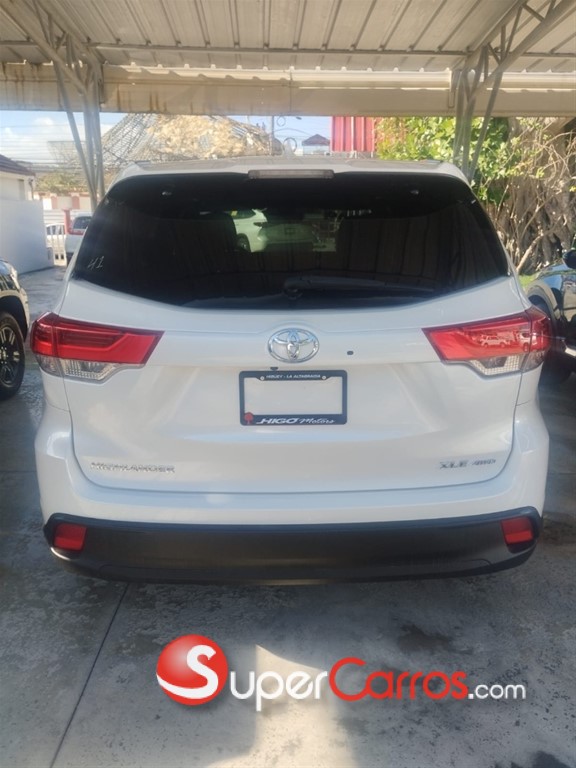 2019 Toyota Highlander XLE — foto 3 / 9