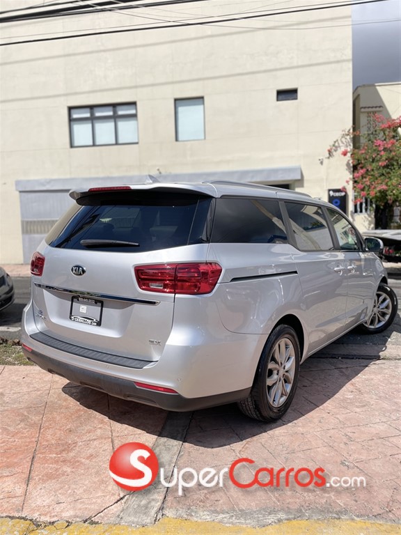 2020 Kia Sedona EX — foto 3 / 10