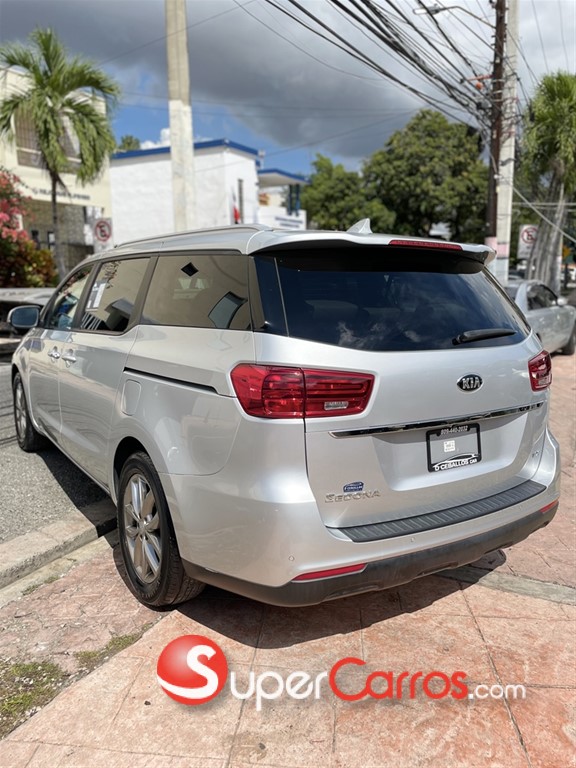 2020 Kia Sedona EX — foto 4 / 10