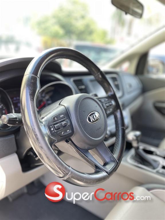 2020 Kia Sedona EX — foto 5 / 10