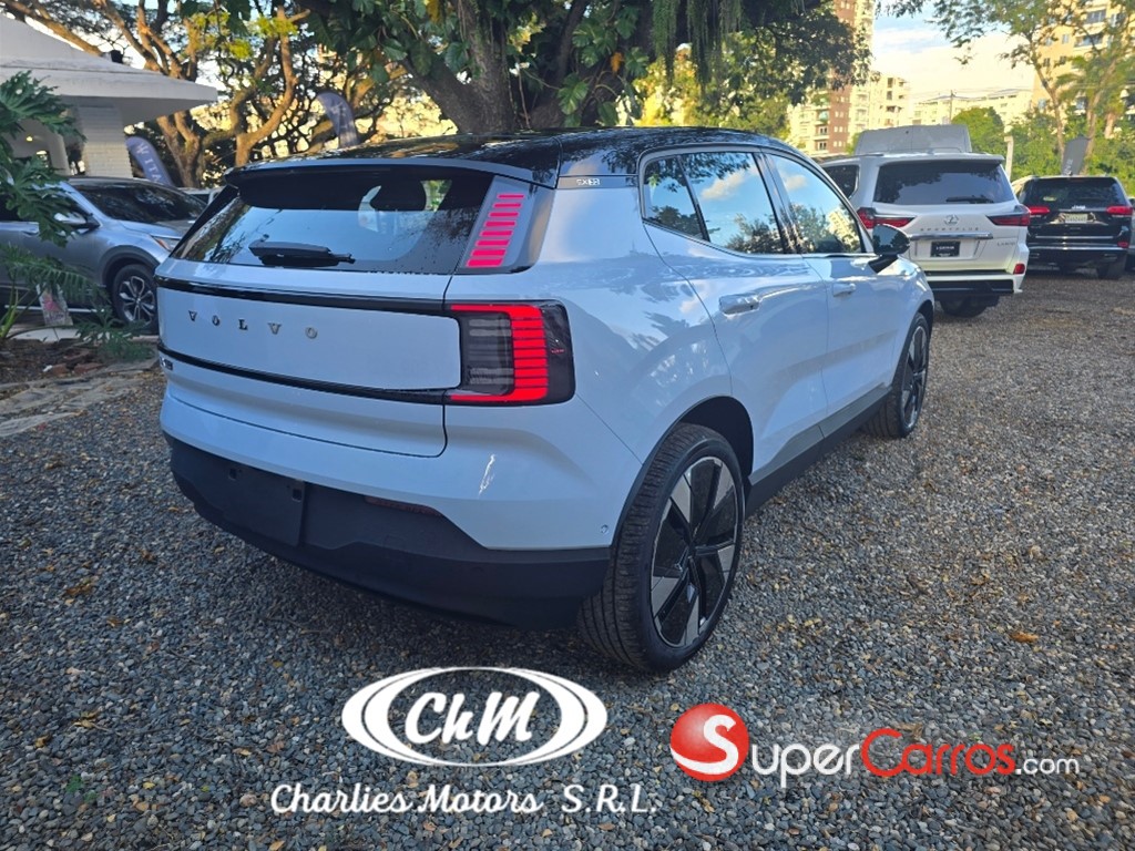 2025 Volvo EX30 — foto 4 / 12