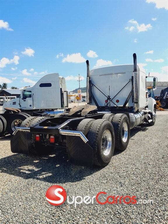 2011 Mack CH 613 — foto 7 / 9