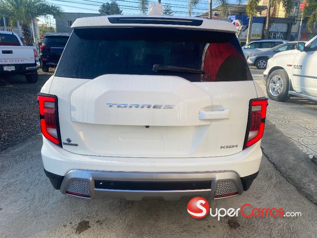 2025 KGM Torres ADVENTURE PLUS — foto 5 / 10