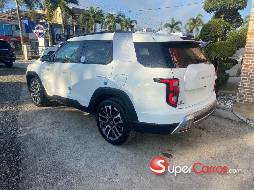2025 KGM Torres ADVENTURE PLUS — foto 6 / 10