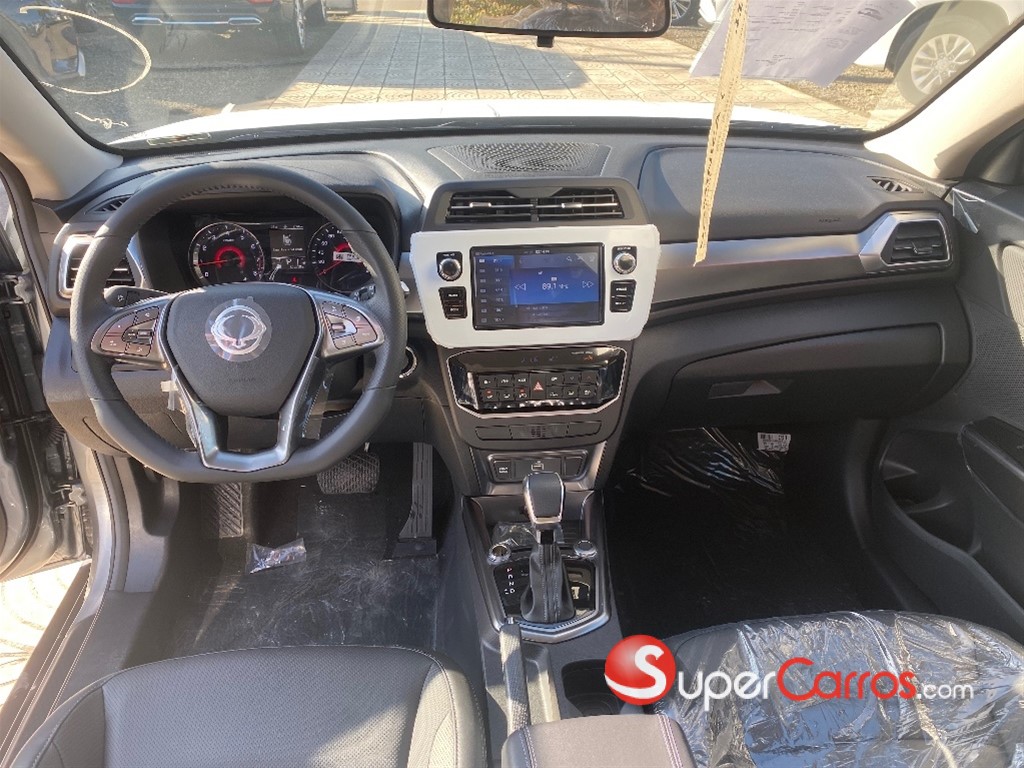 2024 KGM Tivoli XLV — foto 6 / 10
