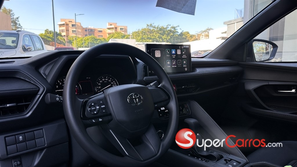 2026 Toyota Yaris Cross Full — foto 8 / 12