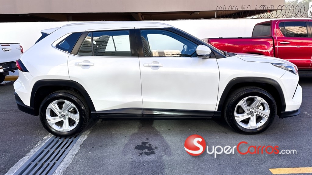 2026 Toyota Yaris Cross Full — foto 12 / 12