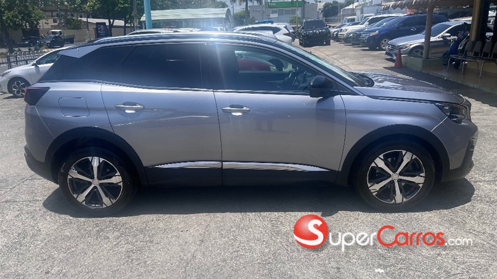 2018 Peugeot 3008 Allure — foto 9 / 12