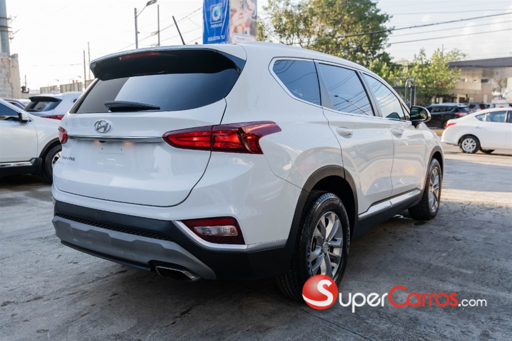2019 Hyundai Santa Fe SE — foto 4 / 12