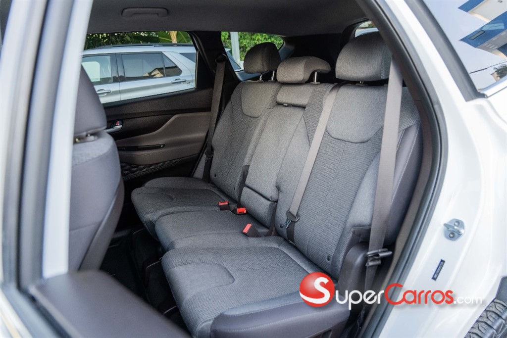 2019 Hyundai Santa Fe SE — foto 11 / 12