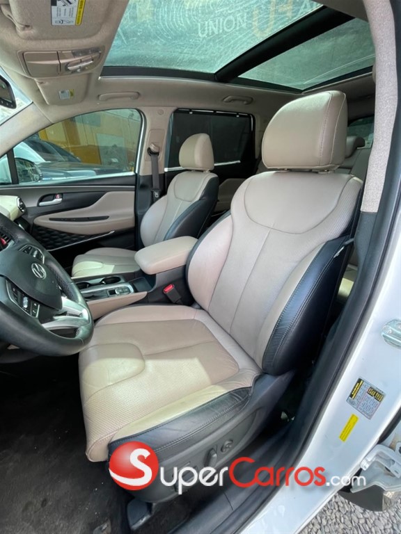 2020 Hyundai Santa Fe Limited — foto 6 / 12