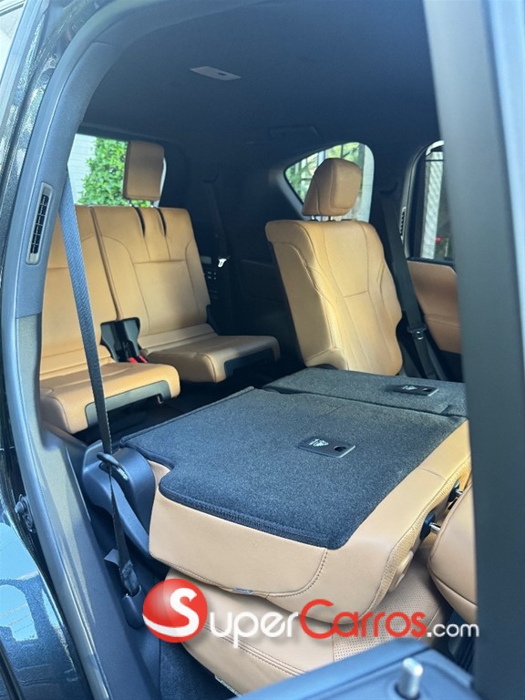 2024 Lexus LX 600 Luxury — foto 10 / 12