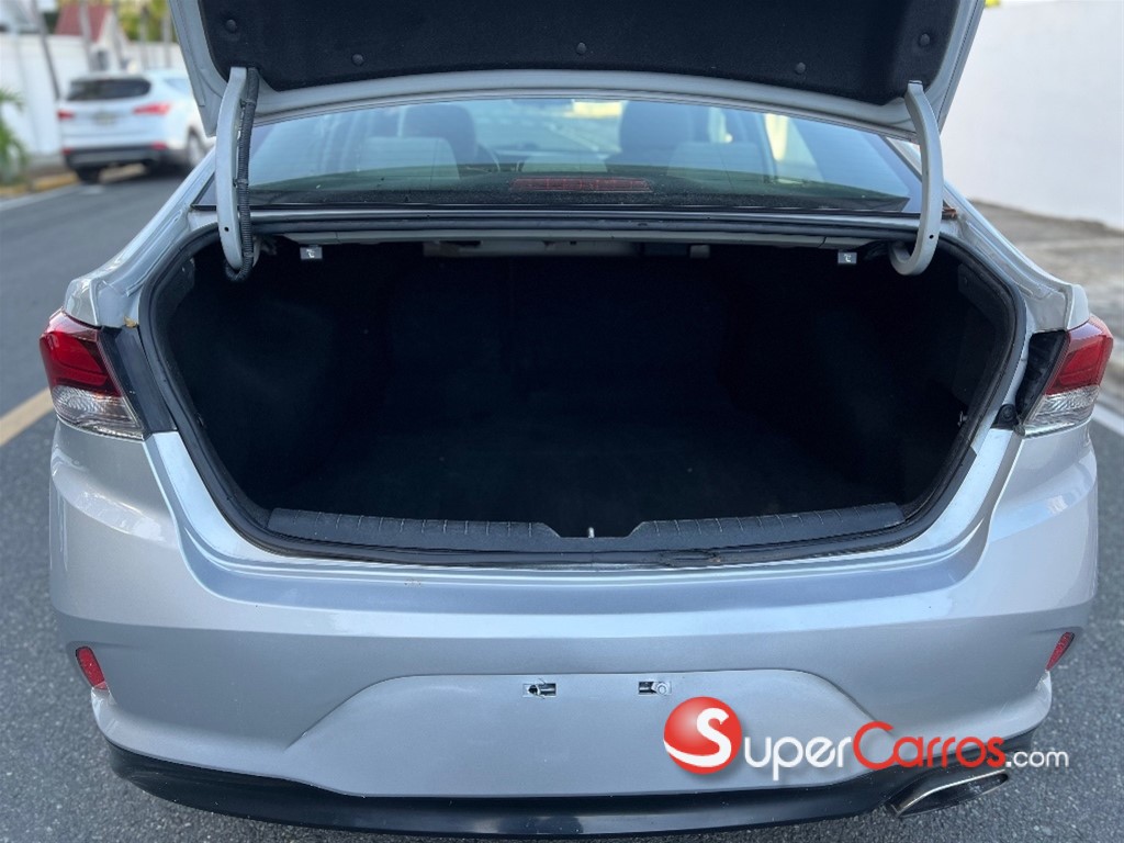 2019 Hyundai Sonata SE — foto 11 / 12