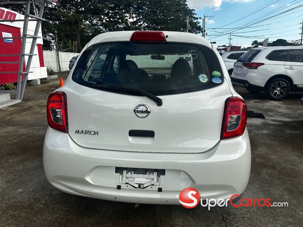 2020 Nissan March — foto 5 / 10