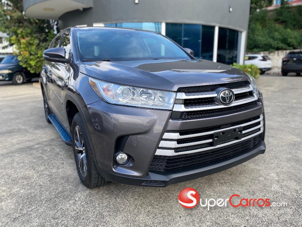 2019 Toyota Highlander LE Plus — foto 8 / 8