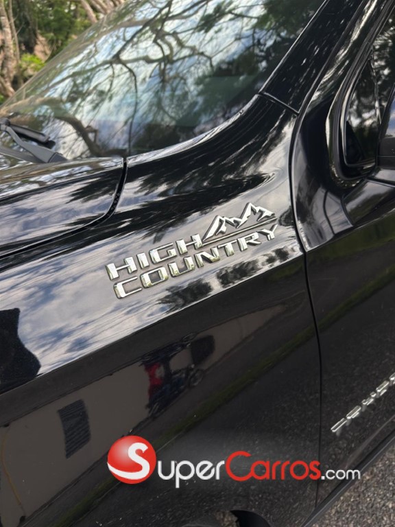 2023 Chevrolet Tahoe Highcountry Duramax — foto 9 / 10