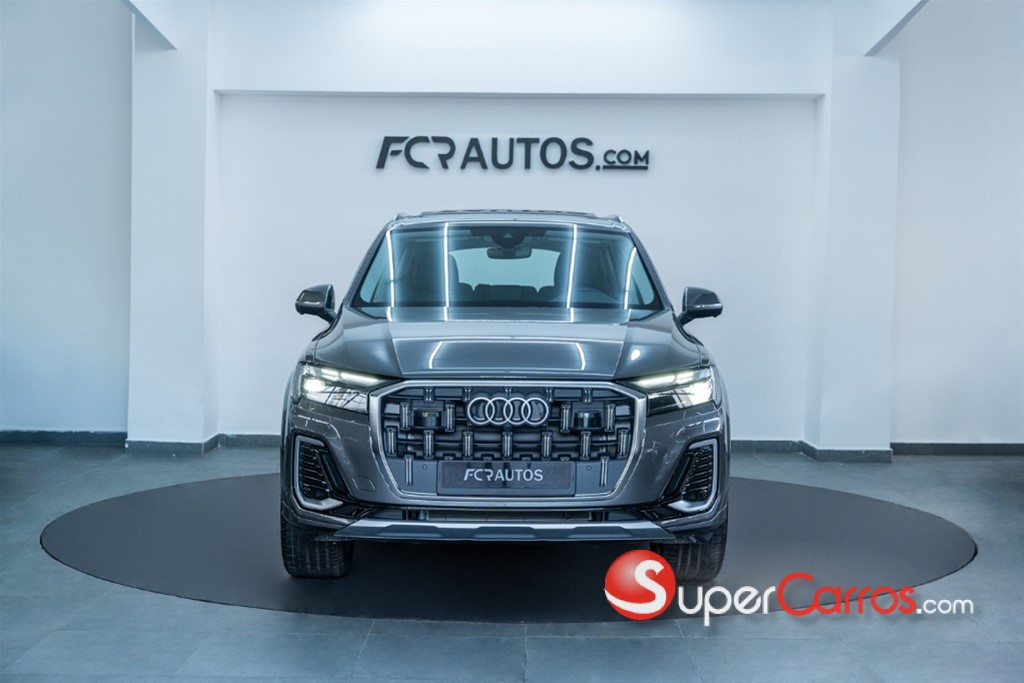 2025 Audi Q7 45 TFSI Quattro Design Plus — foto 3 / 12