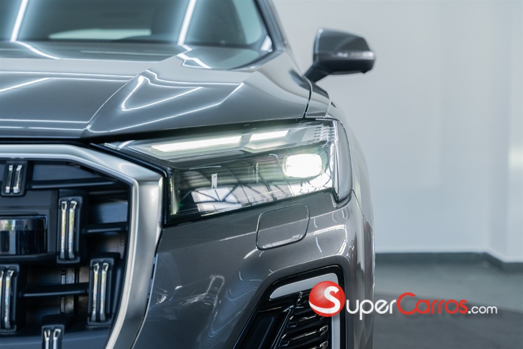 2025 Audi Q7 45 TFSI Quattro Design Plus — foto 12 / 12