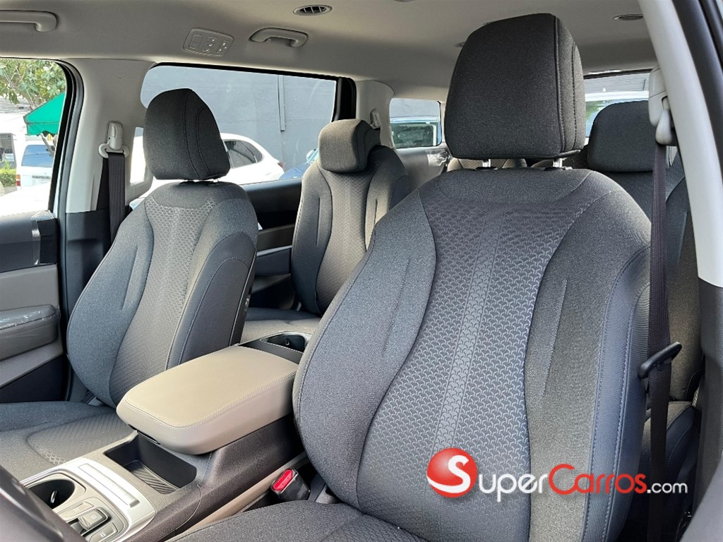 2026 Kia Carnival — foto 5 / 12