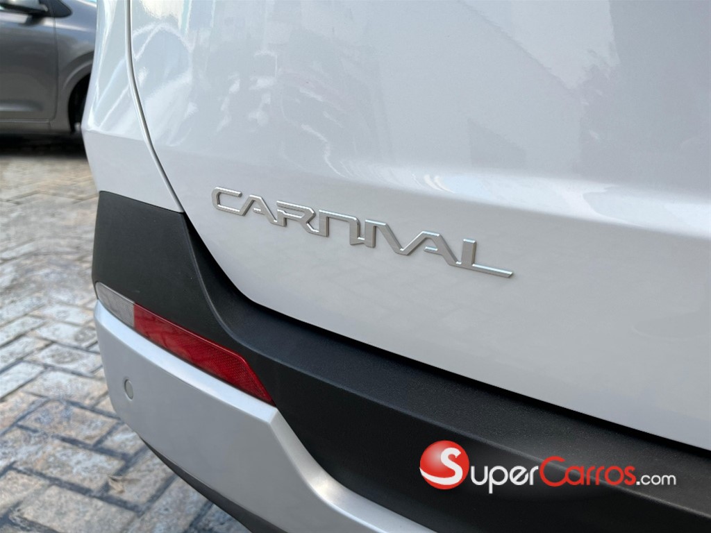 2026 Kia Carnival — foto 6 / 12