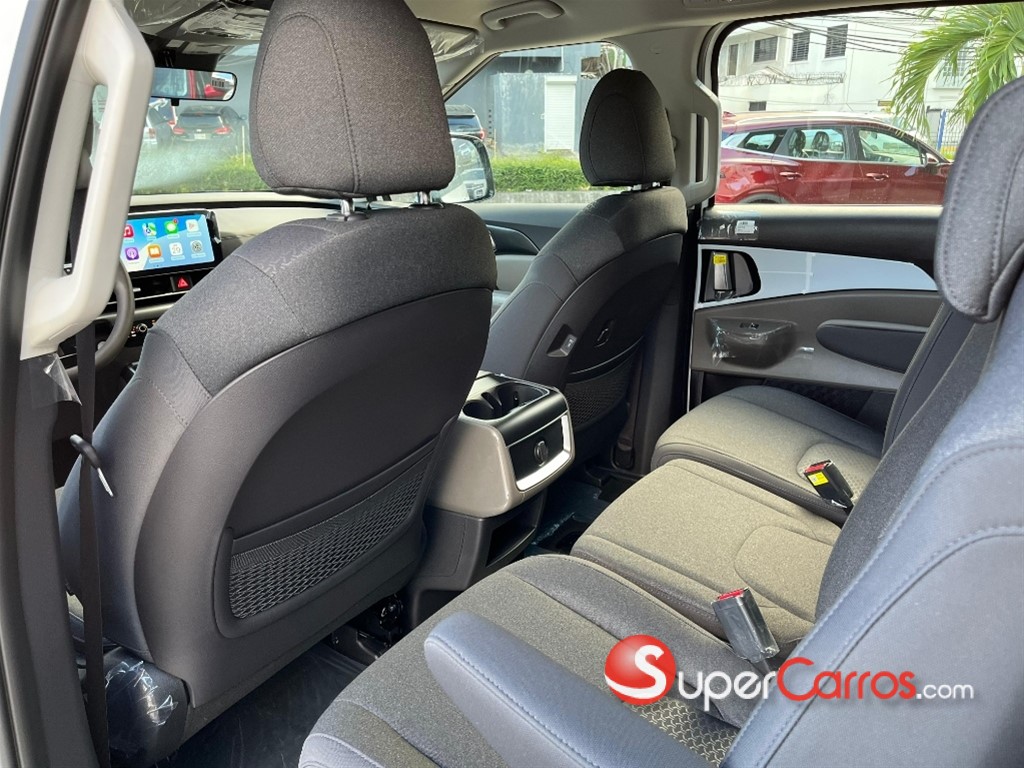 2026 Kia Carnival — foto 7 / 12