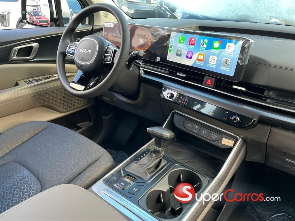 2026 Kia Carnival — foto 9 / 12