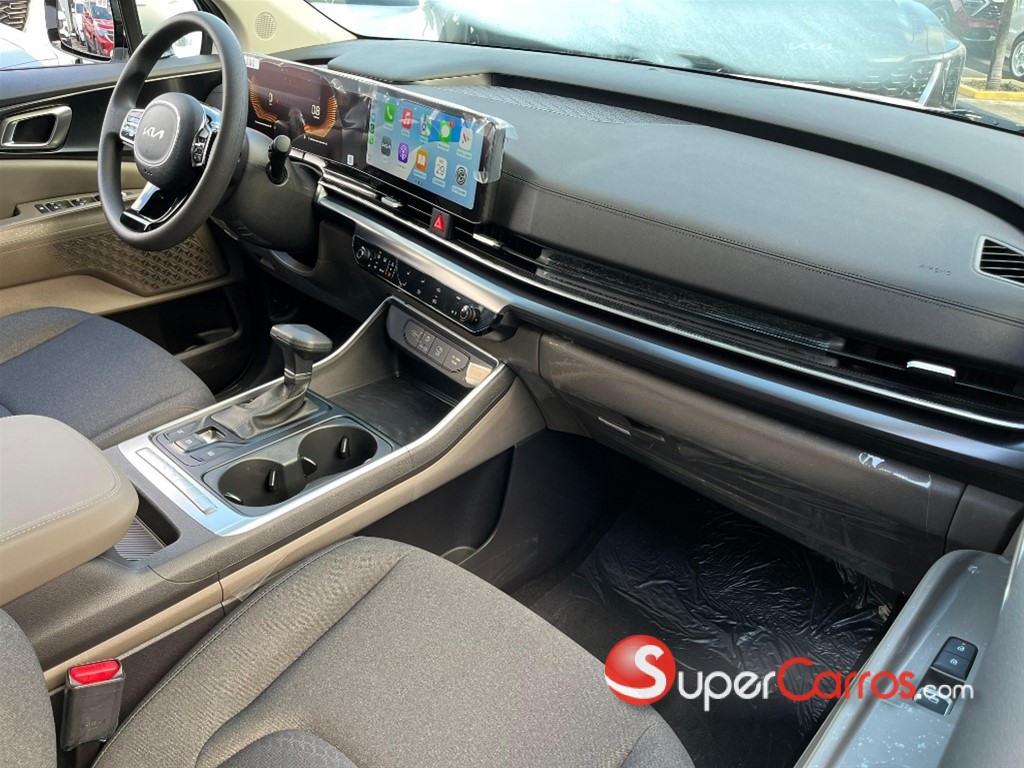 2026 Kia Carnival — foto 10 / 12