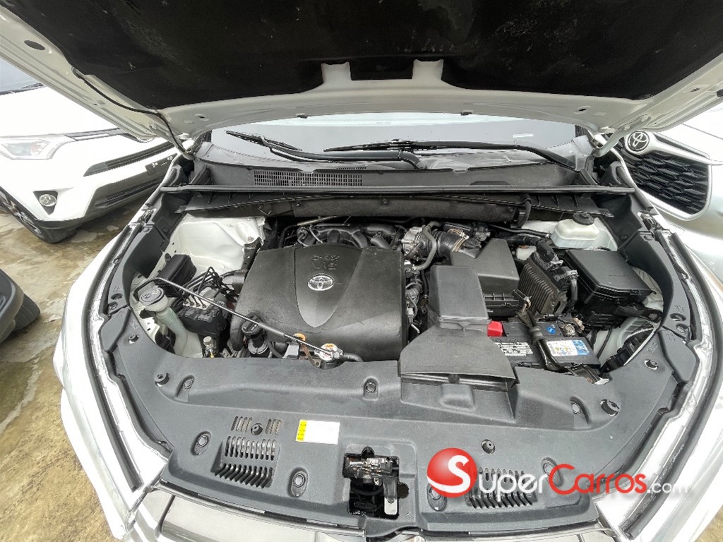 2019 Toyota Highlander XLE — foto 3 / 9