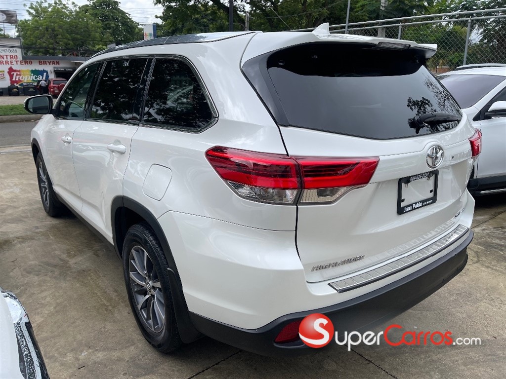 2019 Toyota Highlander XLE — foto 5 / 9