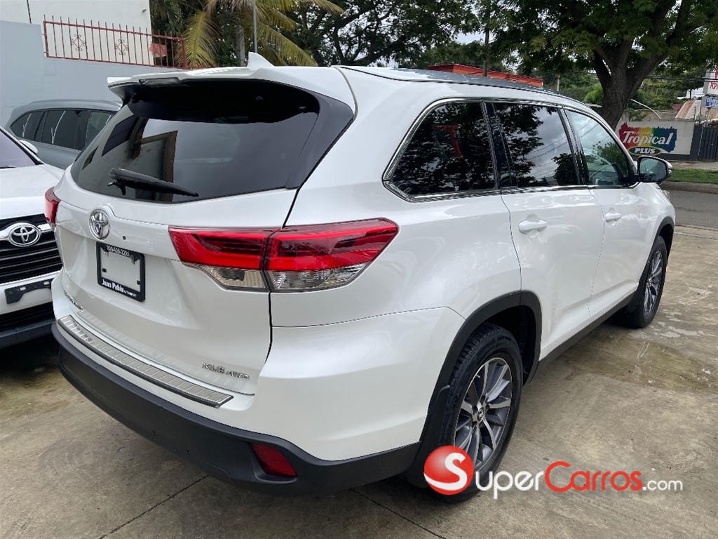 2019 Toyota Highlander XLE — foto 6 / 9