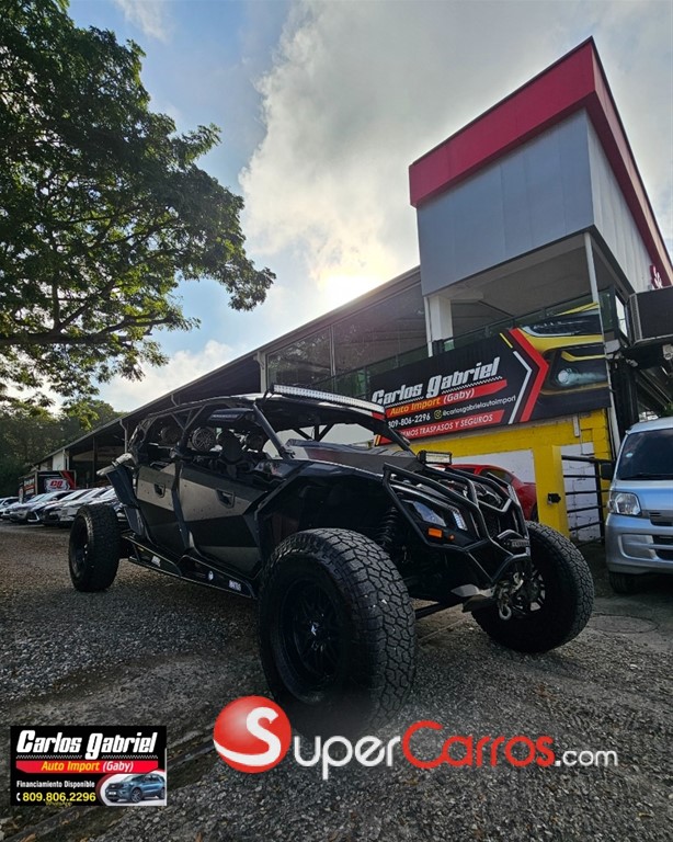 2017 Can Am 1000R — foto 3 / 11
